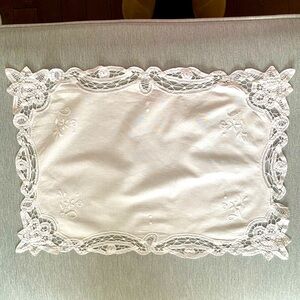Beautiful Vintage White Cotton Placemat with Battenberg Lace Detail Along Edges